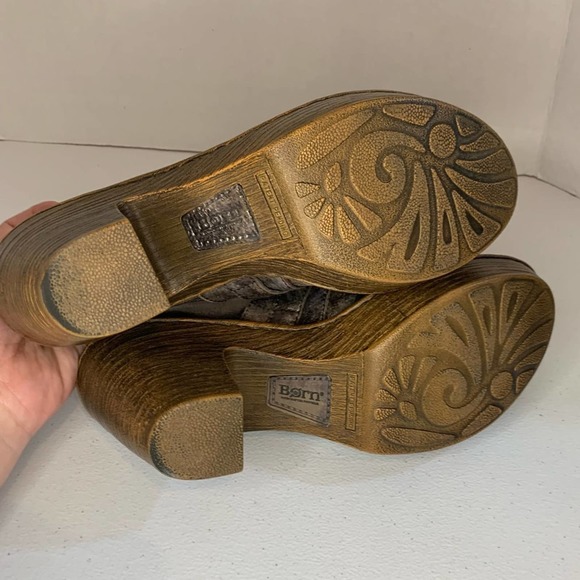 Born Haddon Metallic Bronze Distressed Leather Heeled  Clogs Womens Size 9 - Picture 11 of 13